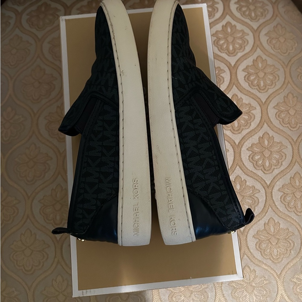 Michael Kors Navy Blue Keaton Slip-on Size 6.5